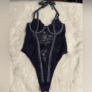 NWT Savage X Fenty Lingerie Navy w/grey trim charm on rear key hole Size Med.